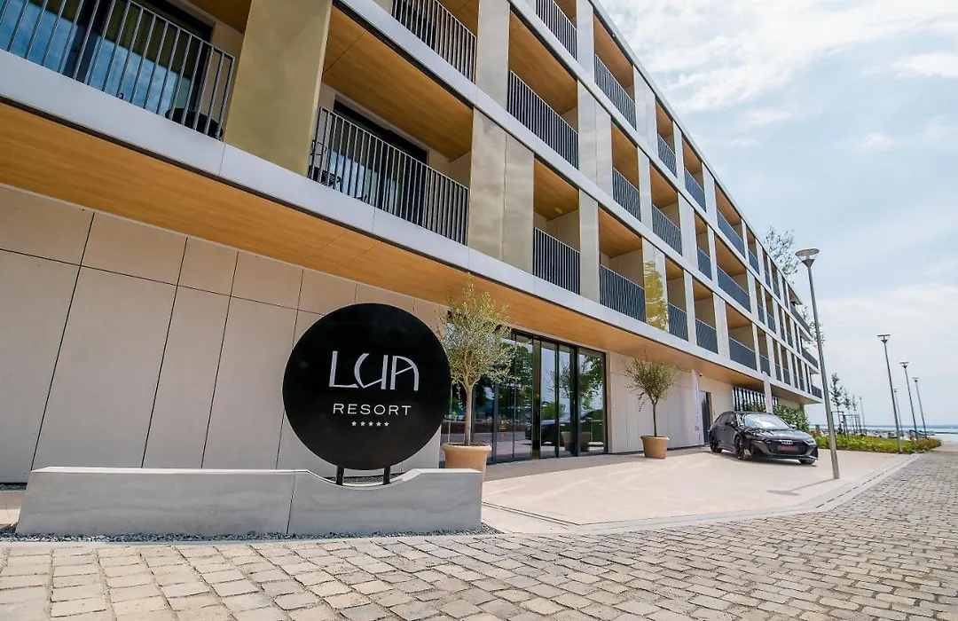 Lua Resort - Adults Only-1