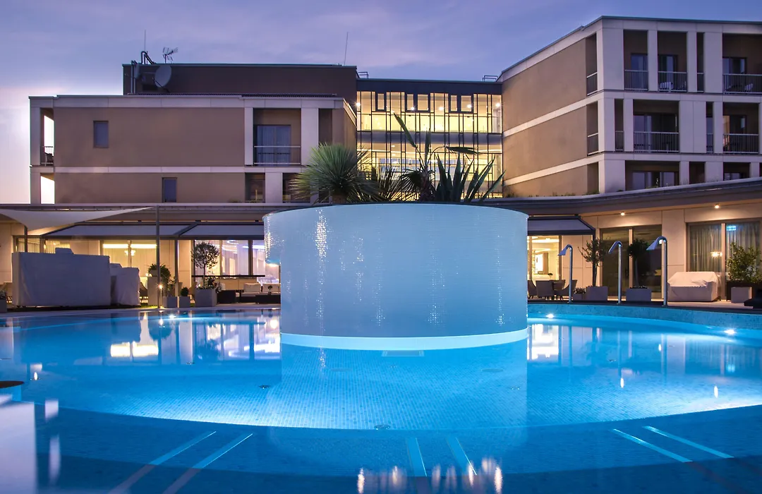 Aura Hotel Adults Only-1